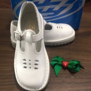 Mary Jane w/Buckle, Size 26 (US-9)